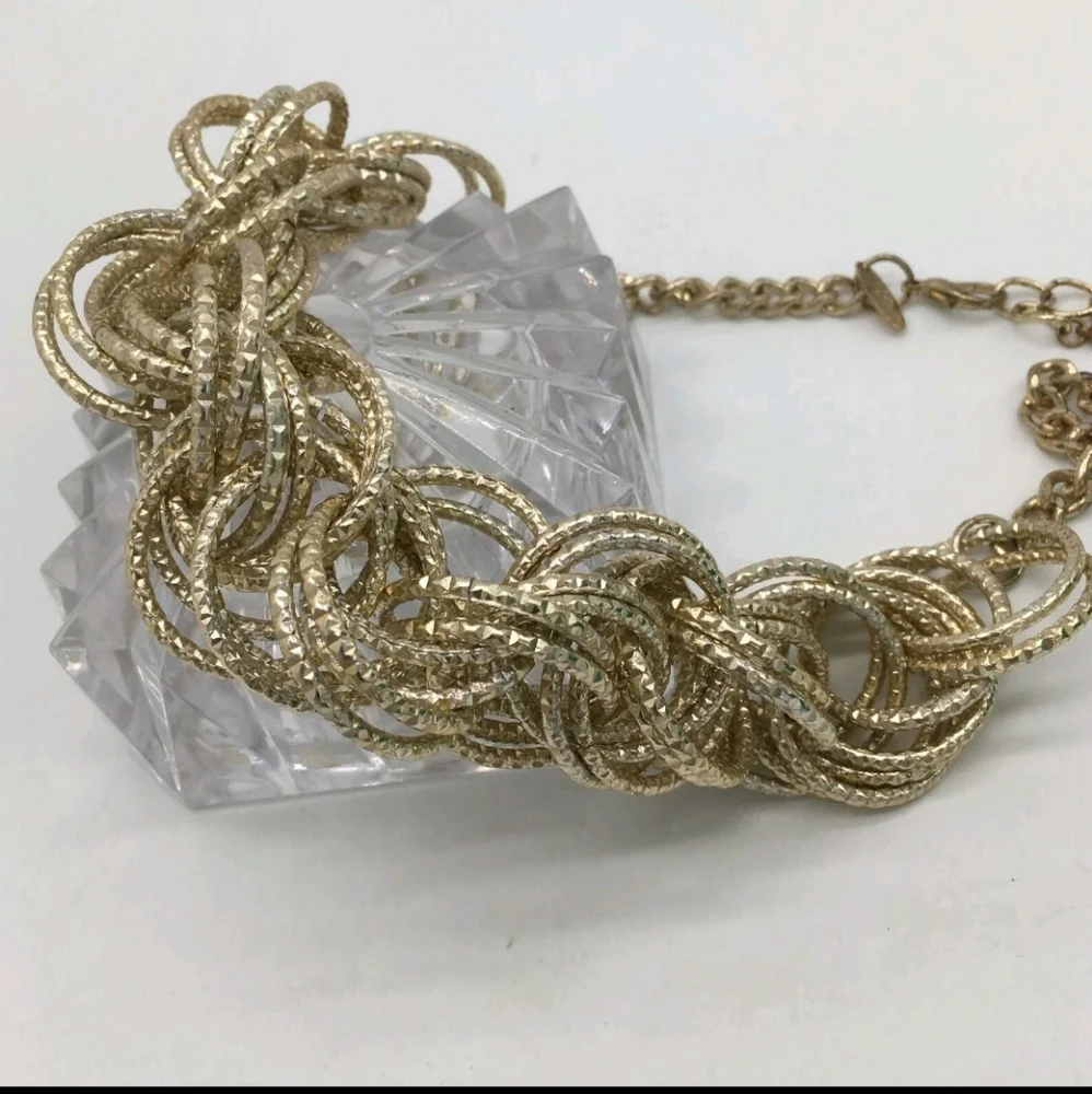 Vtg Signed New York & Company Textured Silver-Tone Multi-Hoop Statement Necklace - Picture 8 of 9